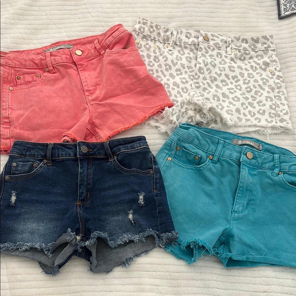 Bundle of girls Tractr denim shorts